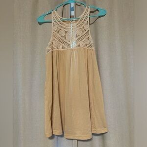 Cream Tank with Lace Detailing
